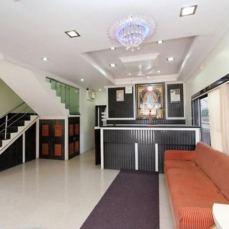 Sai Ganesh Hotel Shirdi Esterno foto