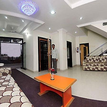 Sai Ganesh Hotel Shirdi Esterno foto
